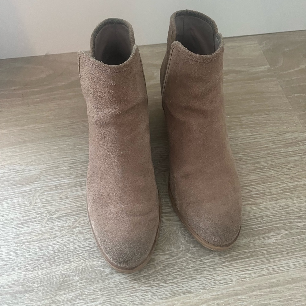 Hinge Barris Boots 6.5